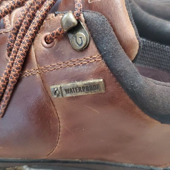 Olukai Mens Leather Waterproof Shoes, Size 9.5 - Picture 5 of 9